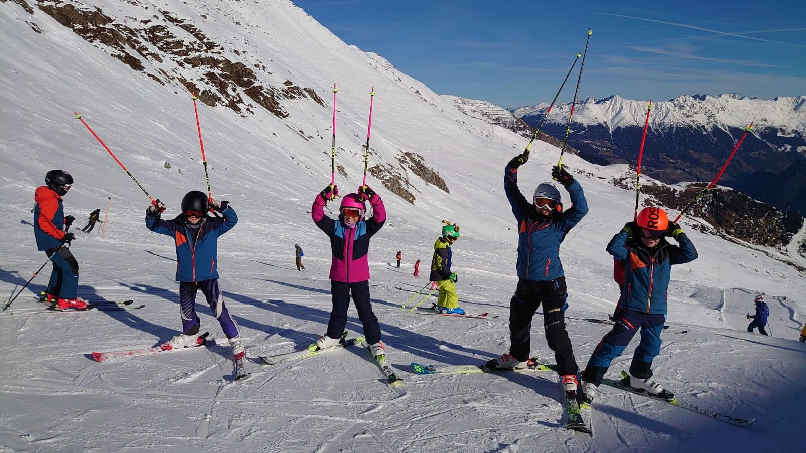 Skirenntraining am Gletscher